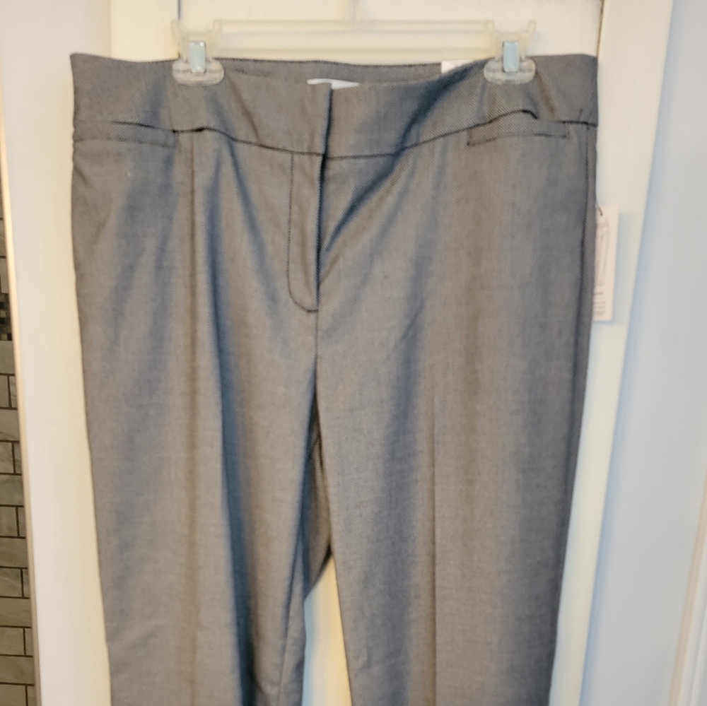 Liz Claiborne Collection dress pants size 14 black and white